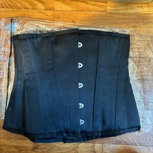 NWOT corset story size 26 corset